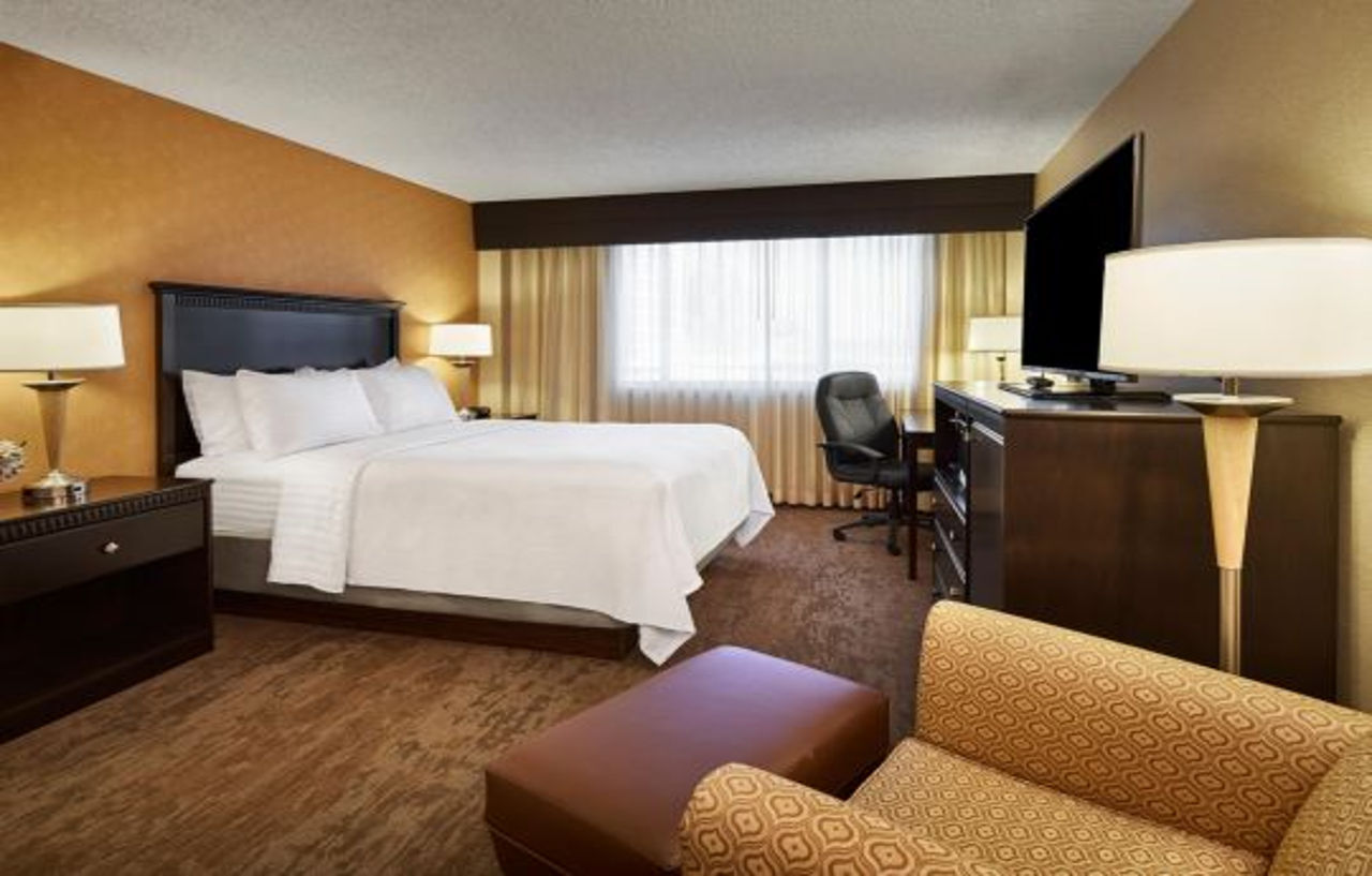 Holiday Inn Alexandria At Carlyle By Ihg Bagian luar foto